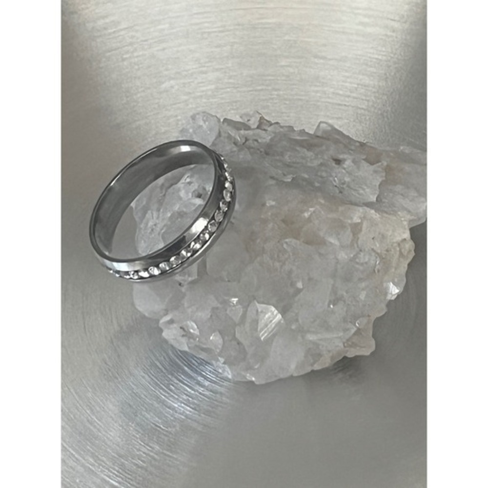 Silver Tungsten w/ Channel Set Crystals Unisex Band Ring -6mm Width -Size 9 -New - Picture 6 of 12